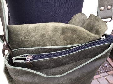 004b5772 b2a2 4232 9fde 93ee9017f854