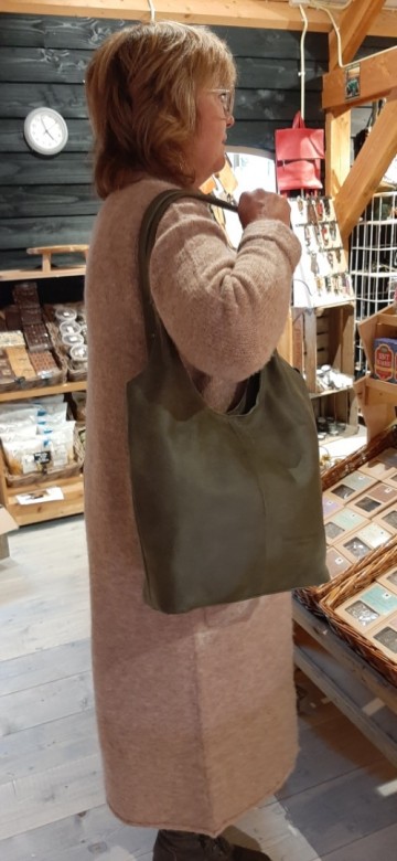 22e12e77 7734 405f 949f b0daf9f8219d