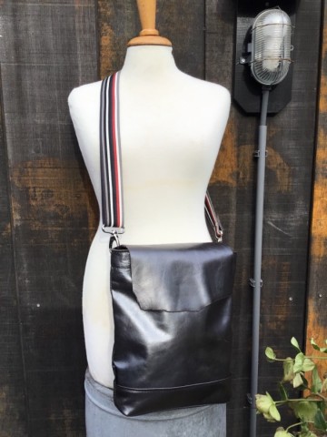 77f9ddd4 a583 4ac0 8f3d f441afb69f1b