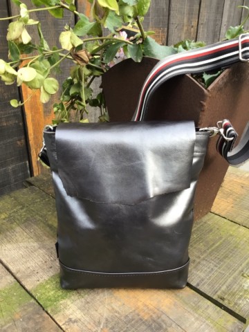 945973fd e5f6 493c bd96 aa9dc16b4101