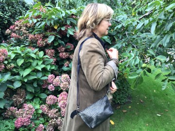 9a33f9d2 ae2e 45a1 9210 e6ab778caf50