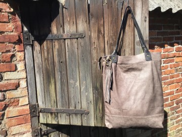 9c24d35c d9da 4710 adb9 6c7d54cf4000