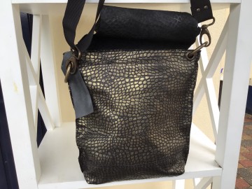 F927d395 07f1 4f2b 8587 c2bccd05dfc9